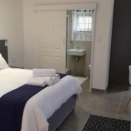 The Wishing Well Guest House Self-Catering Port Edward Exterior foto